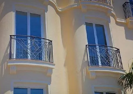 Résidence D'elsa Appart hôtel 3*