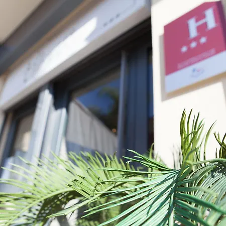 מלון דירות D'elsa 3*