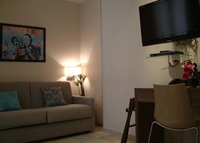 D'elsa Apart Otel Juan-les-Pins