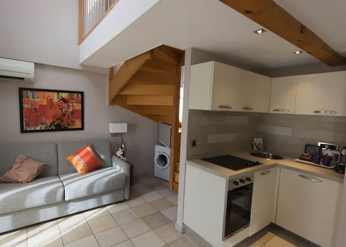 Lejlighedshotel D'elsa 3*