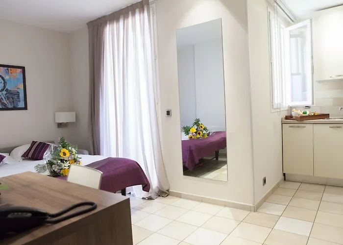 D'elsa 3* Juan-les-Pins